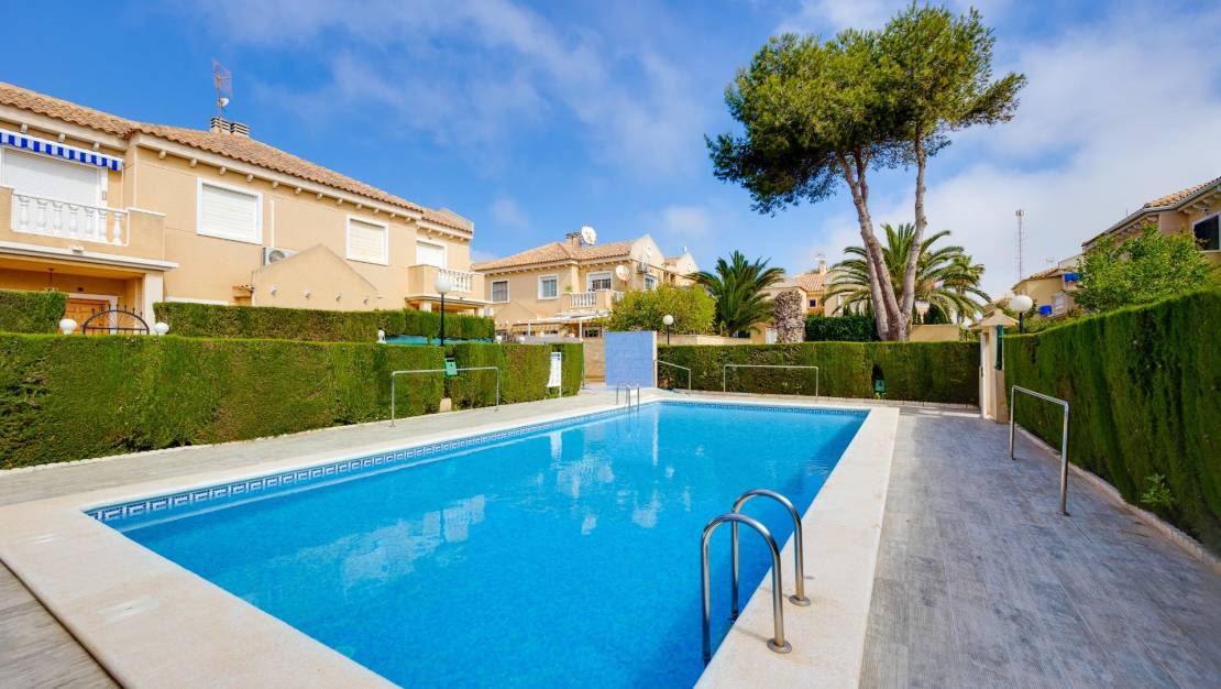Venta - Chalet - Torrevieja - Torreblanca