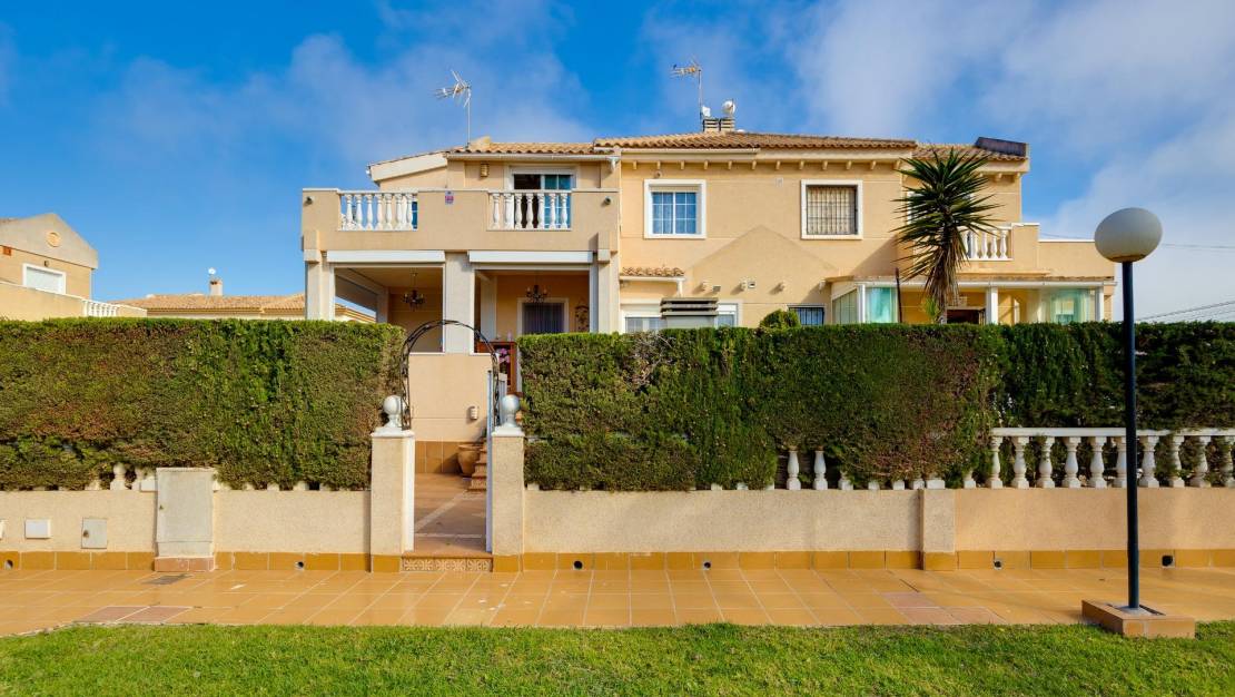 Venta - Chalet - Torrevieja - Torreblanca