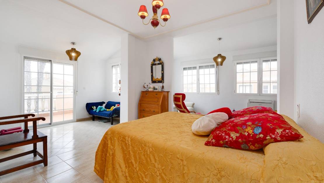 Venta - Chalet - Torrevieja - Torreblanca