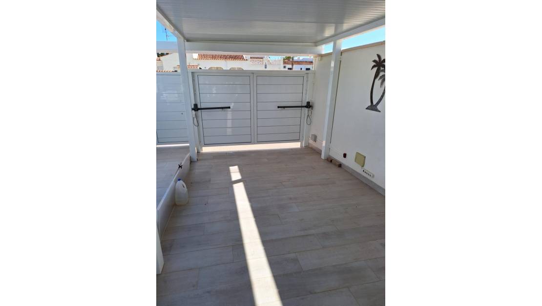 Venta - Chalet - Torrevieja - Torrevieja Centro