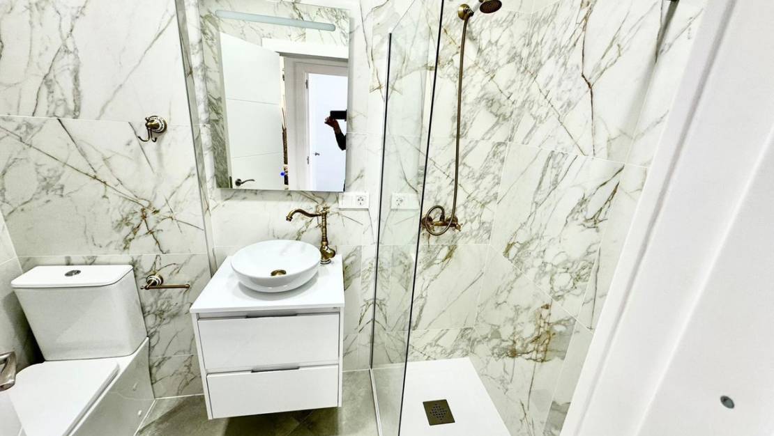 Venta - Chalet - Torrevieja - Torrevieja Centro