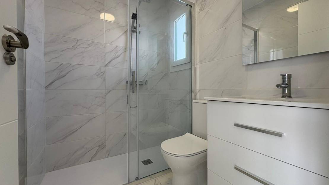 Venta - Chalet - Torrevieja - Torrevieja Centro