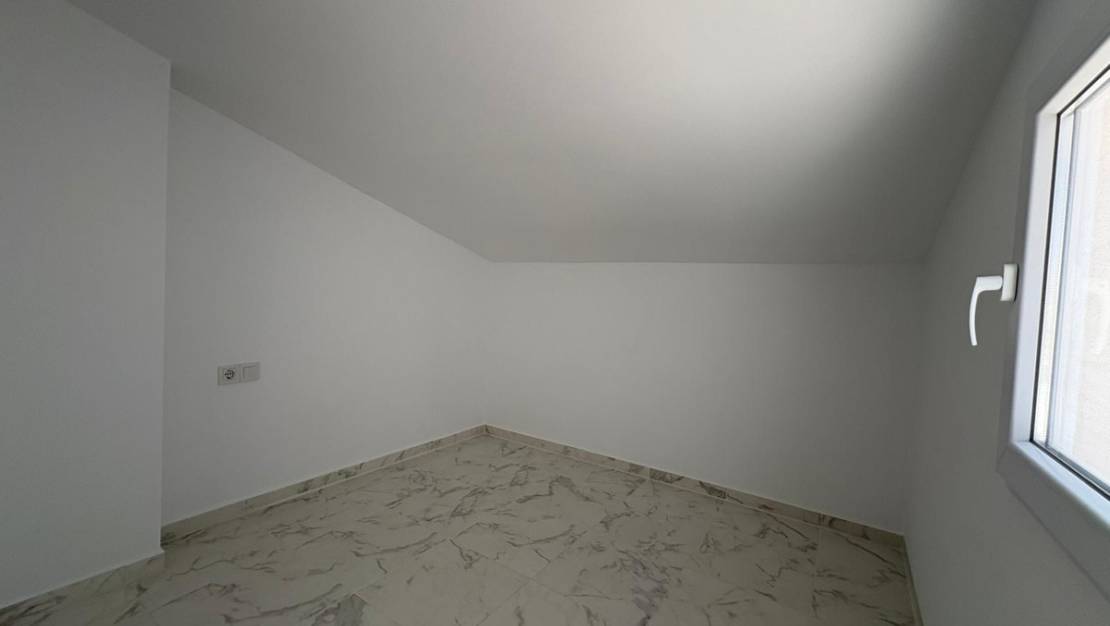 Venta - Chalet - Torrevieja - Torrevieja Centro