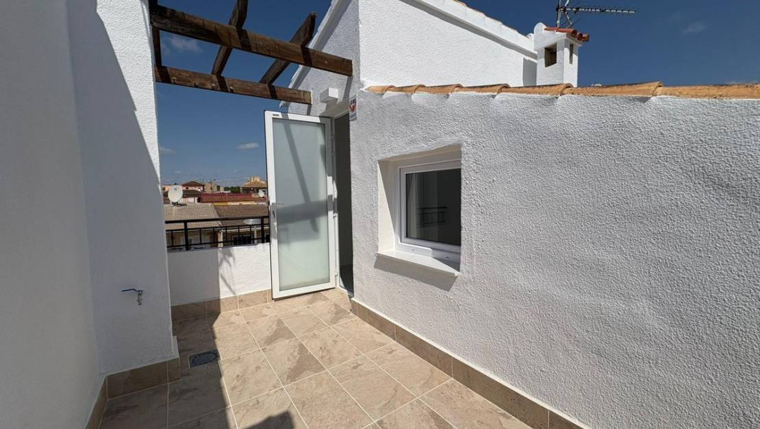 Venta - Chalet - Torrevieja - Torrevieja Centro