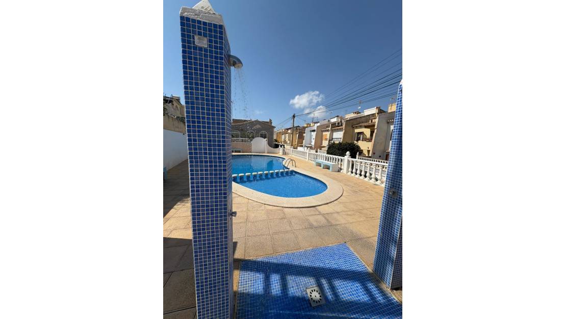 Venta - Chalet - Torrevieja - Torrevieja Centro