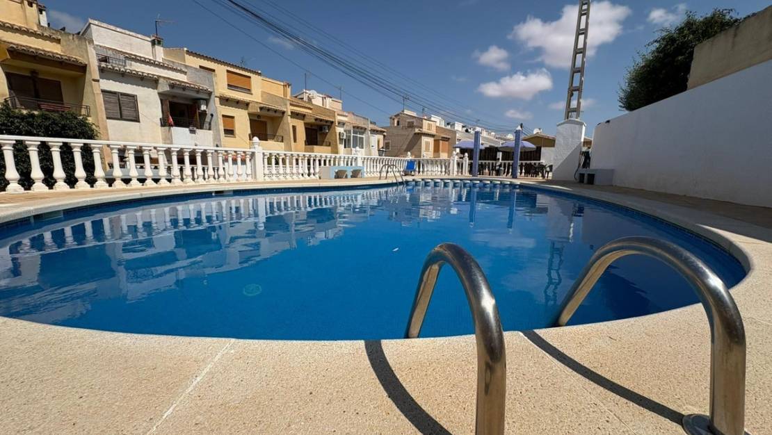 Venta - Chalet - Torrevieja - Torrevieja Centro