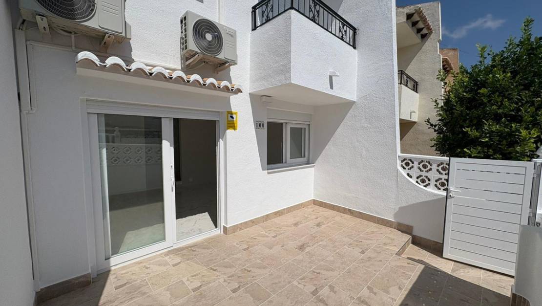 Venta - Chalet - Torrevieja - Torrevieja Centro