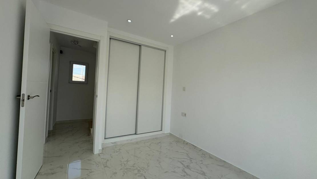 Venta - Chalet - Torrevieja - Torrevieja Centro