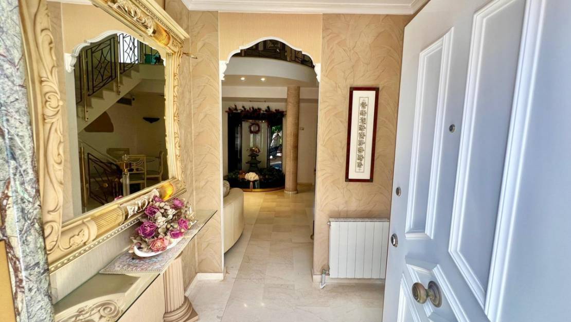 Venta - Chalet - Torrevieja - Torrevieja Centro