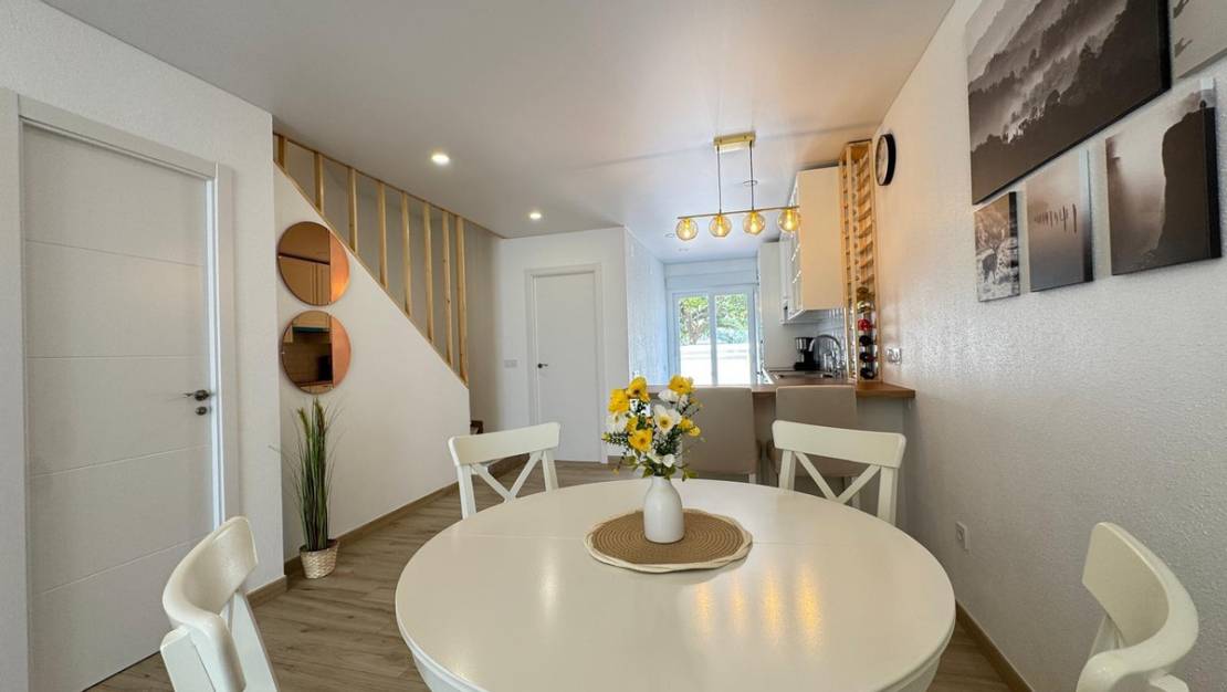 Venta - Chalet - Torrevieja - Torrevieja Centro