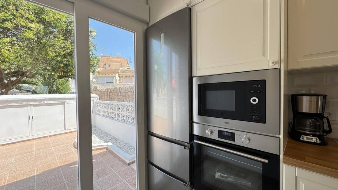 Venta - Chalet - Torrevieja - Torrevieja Centro