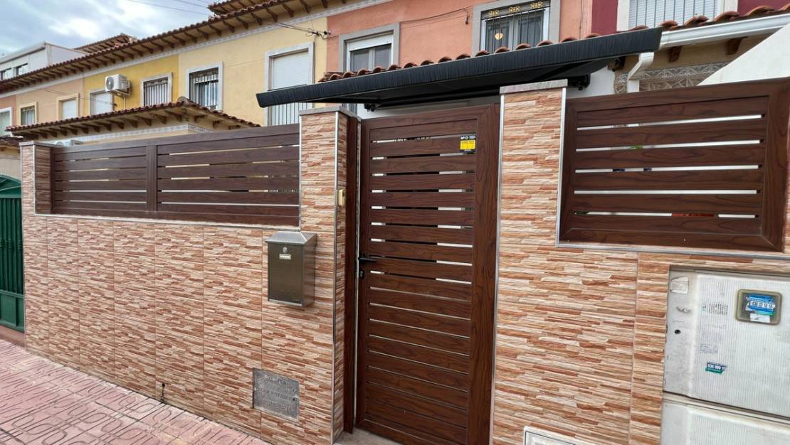 Venta - Chalet - Torrevieja - Torrevieja Centro