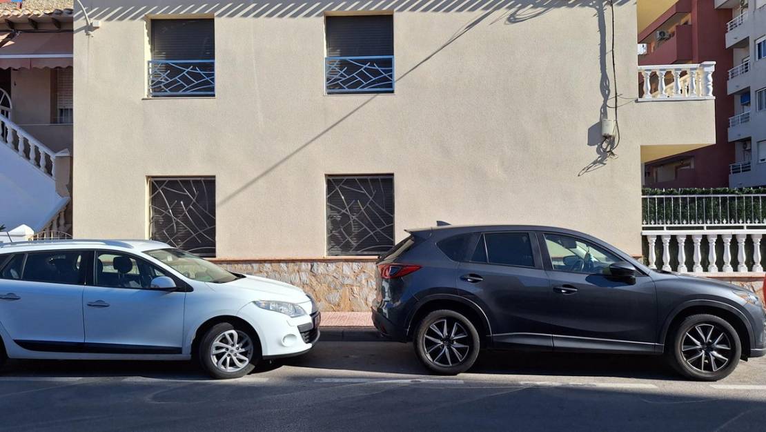 Venta - Chalet - Torrevieja - Torrevieja Centro