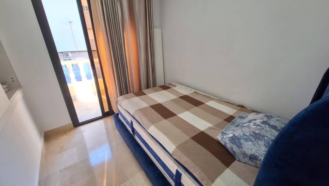 Venta - Chalet - Torrevieja - Torrevieja Centro