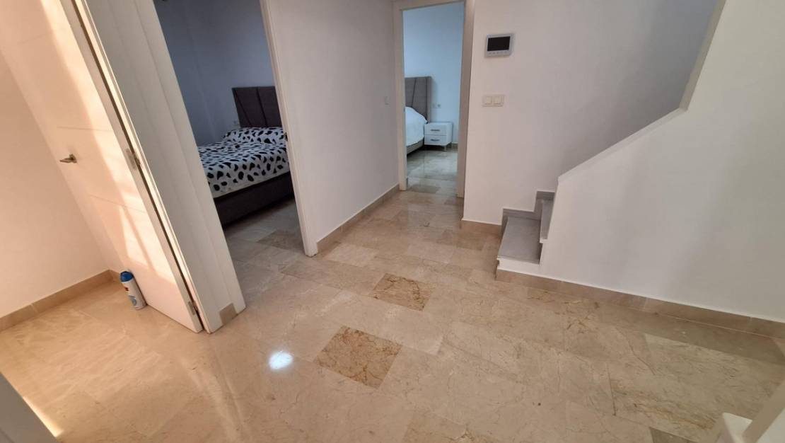 Venta - Chalet - Torrevieja - Torrevieja Centro