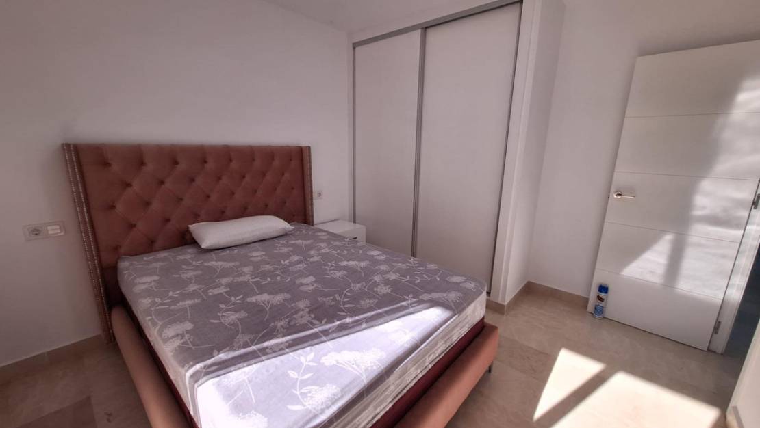 Venta - Chalet - Torrevieja - Torrevieja Centro