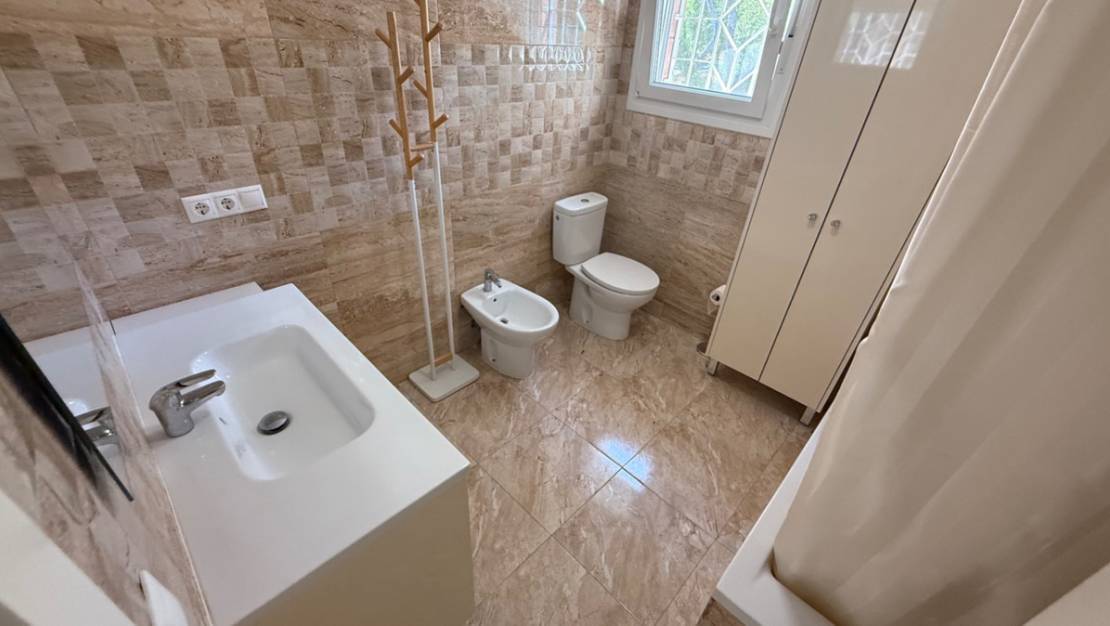 Venta - Chalet - Torrevieja - Torrevieja Centro