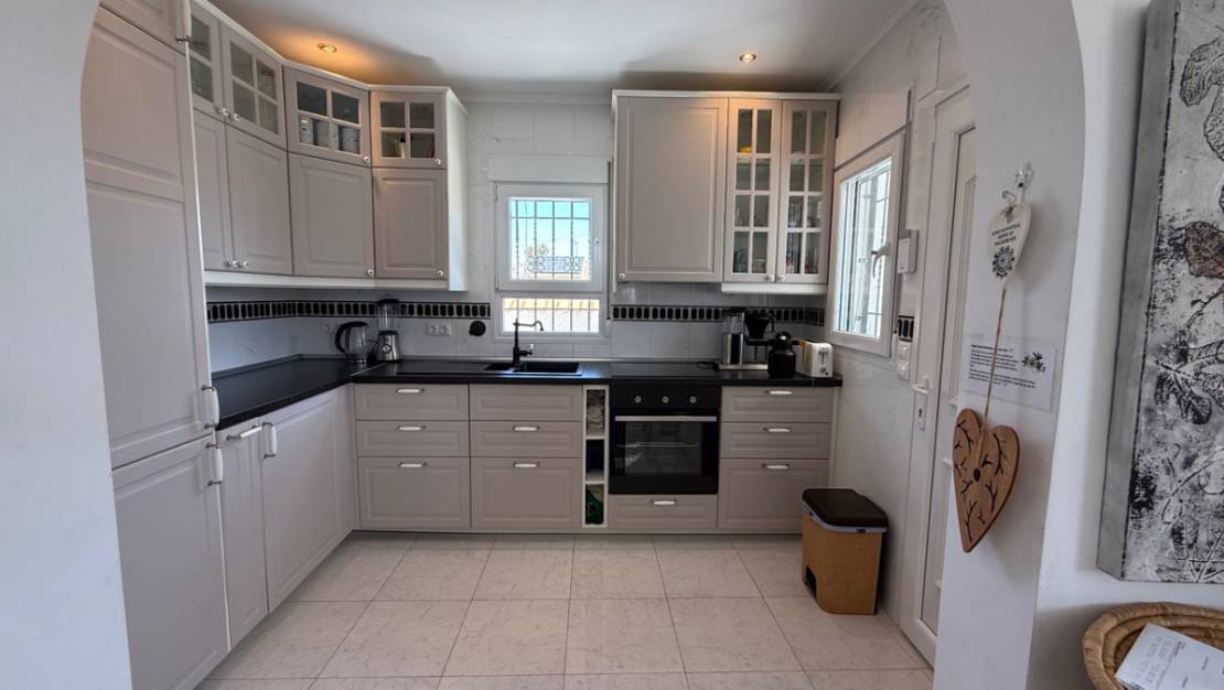 Venta - Chalet - Torrevieja - Torrevieja Centro