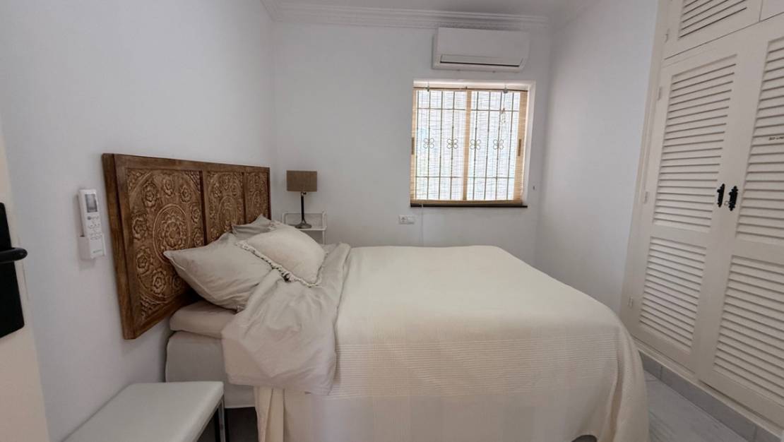 Venta - Chalet - Torrevieja - Torrevieja Centro