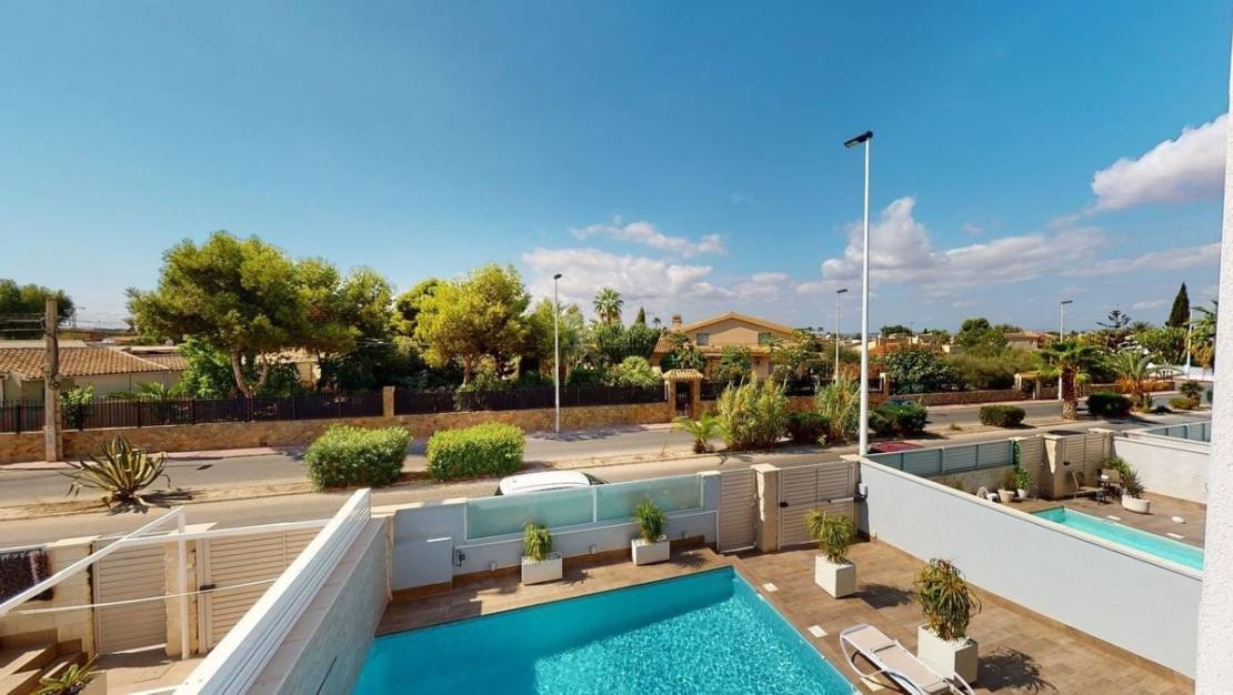 Venta - Chalet - Torrevieja - Torrevieja Centro