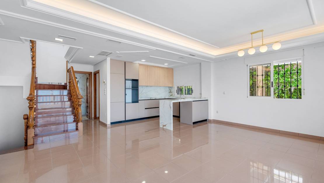 Venta - Chalet - Torrevieja - Torrevieja Centro