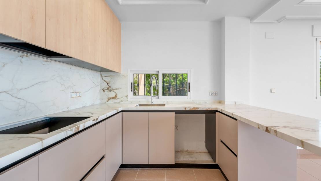 Venta - Chalet - Torrevieja - Torrevieja Centro