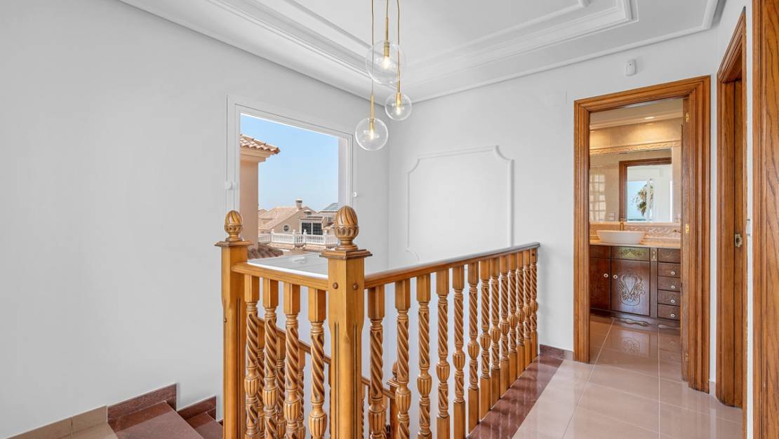 Venta - Chalet - Torrevieja - Torrevieja Centro