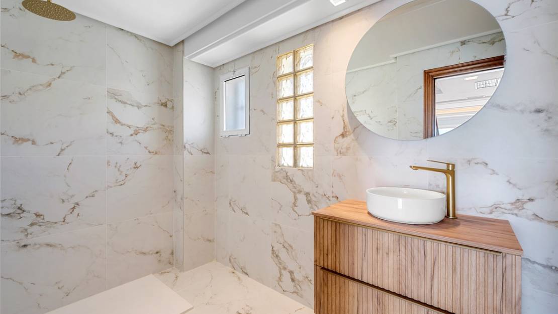 Venta - Chalet - Torrevieja - Torrevieja Centro