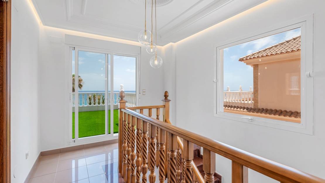 Venta - Chalet - Torrevieja - Torrevieja Centro