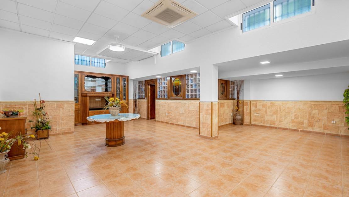 Venta - Chalet - Torrevieja - Torrevieja Centro