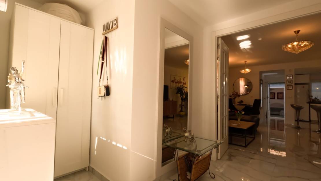 Venta - Chalet - Torrevieja - Torrevieja Centro