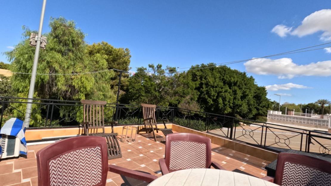 Venta - Chalet - Torrevieja - Torrevieja Centro