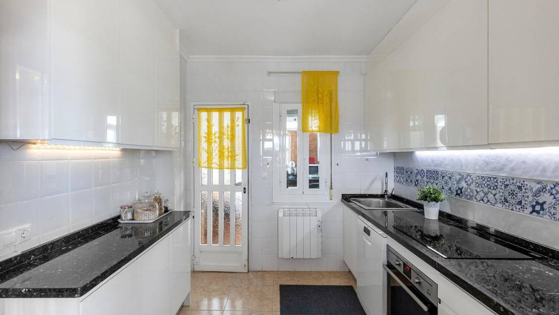 Venta - Chalet - Torrevieja - Torrevieja Centro