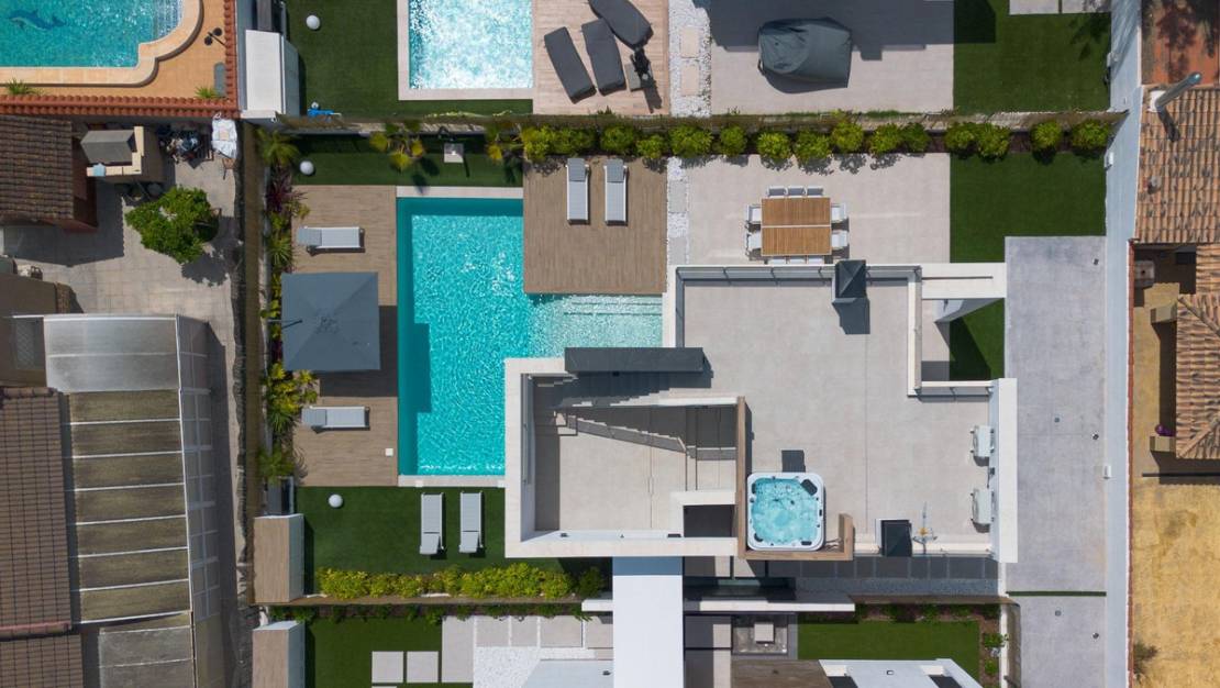 Venta - Chalet - Torrevieja - Torrevieja Centro