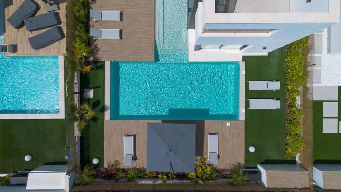 Venta - Chalet - Torrevieja - Torrevieja Centro