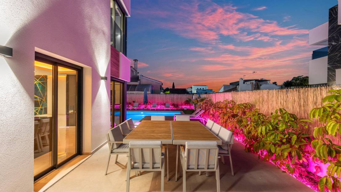 Venta - Chalet - Torrevieja - Torrevieja Centro