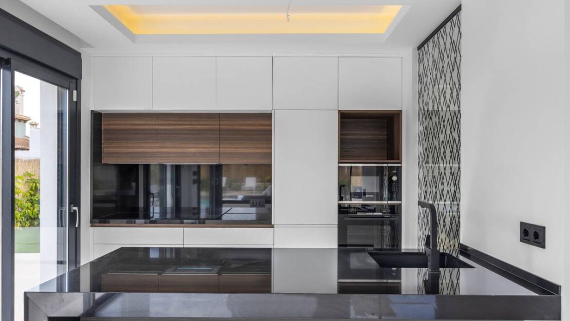 Venta - Chalet - Torrevieja - Torrevieja Centro