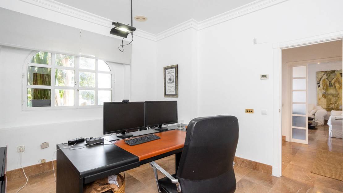 Venta - Chalet - Torrevieja - Torrevieja Centro