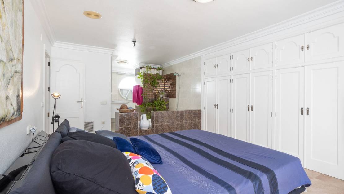 Venta - Chalet - Torrevieja - Torrevieja Centro