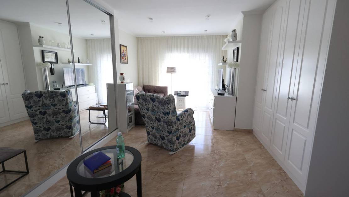Venta - Chalet - Torrevieja - Torrevieja Centro