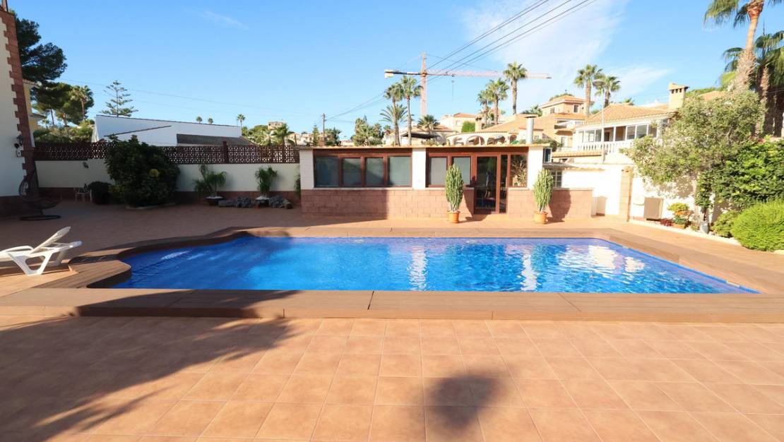 Venta - Chalet - Torrevieja - Torrevieja Centro