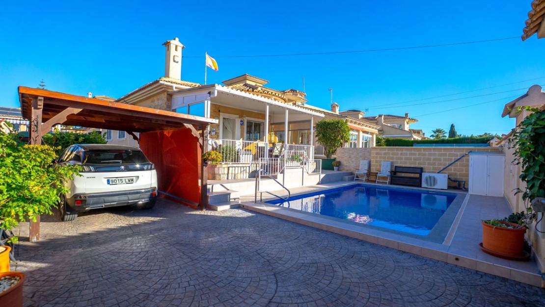Venta - Chalet - Torrevieja - Torrevieja Centro