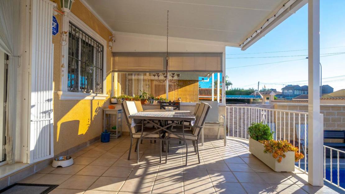 Venta - Chalet - Torrevieja - Torrevieja Centro