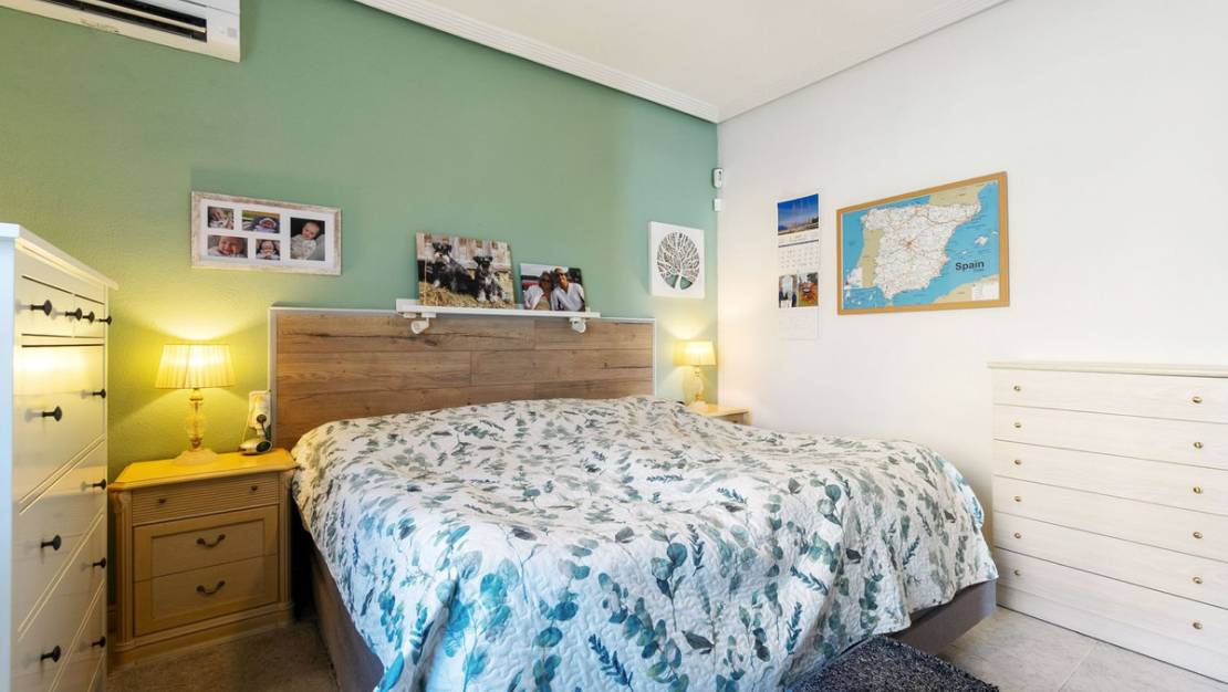 Venta - Chalet - Torrevieja - Torrevieja Centro