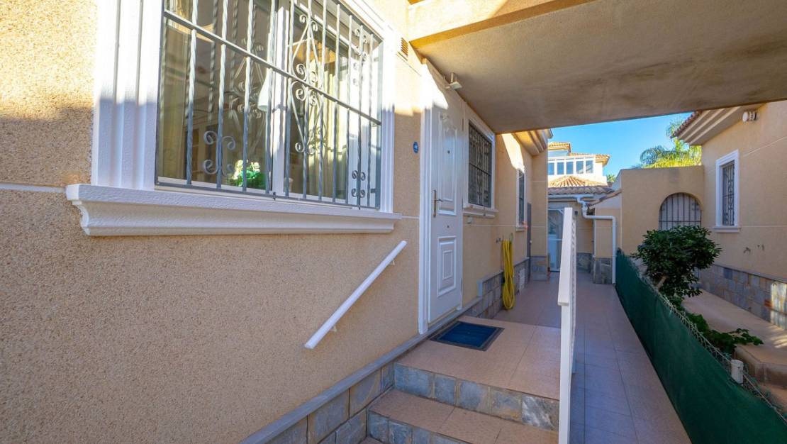 Venta - Chalet - Torrevieja - Torrevieja Centro