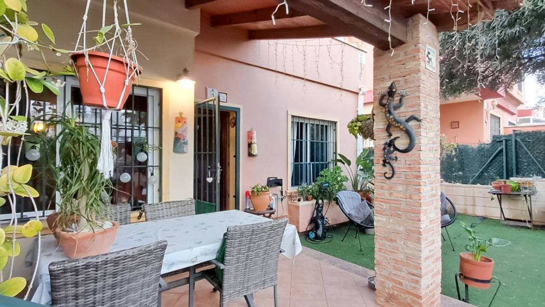 Venta - Chalet - Torrevieja - Torrevieja Centro