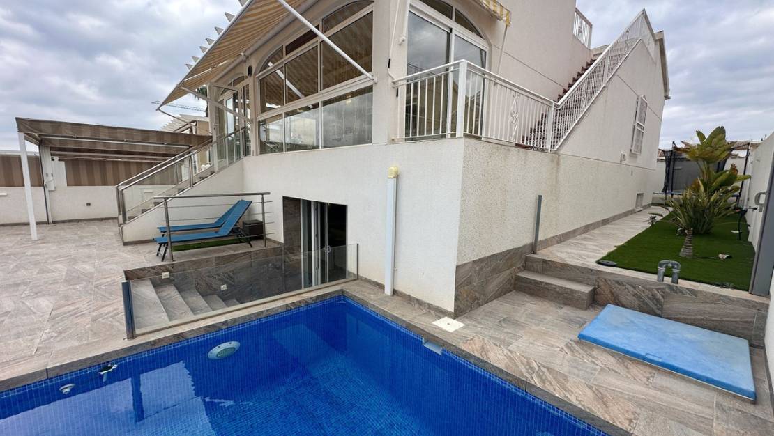 Venta - Chalet - Torrevieja - Torrevieja Centro