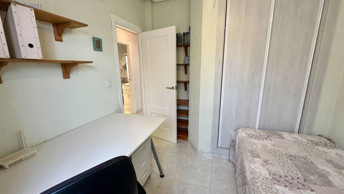 Venta - Chalet - Torrevieja - Torrevieja Centro