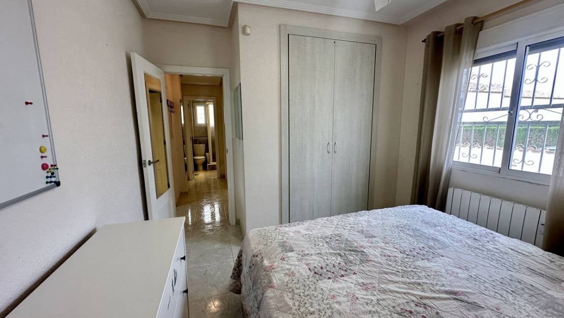 Venta - Chalet - Torrevieja - Torrevieja Centro