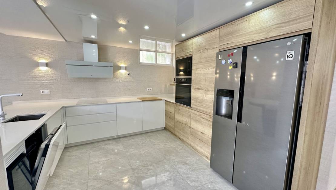 Venta - Chalet - Torrevieja - Torrevieja Centro